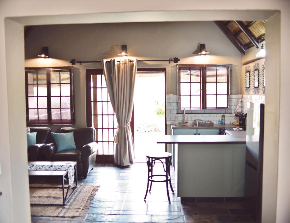 Modern Farm Apartment Lichtenburg Exterior foto